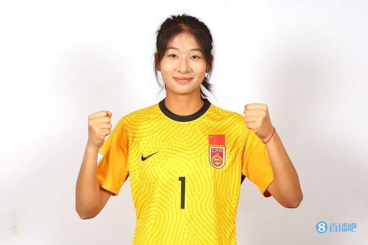 媒体人：U17女足刘晨的偶像是门迪