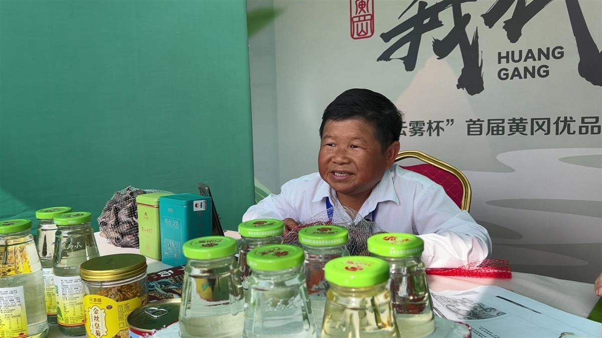 三农明星“鄂东老男孩”的励志人生